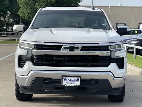 Used 2023 Chevrolet Silverado 1500 LT w/ Protection Package AWD/4WD image 7