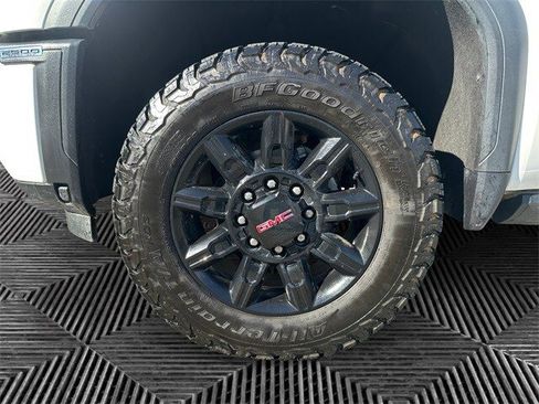 Used 2024 GMC Sierra 2500 AT4 w/ AT4 Premium Plus Package image 14