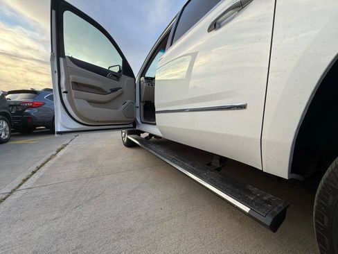 Used 2019 GMC Yukon XL Denali w/ Denali Ultimate Package image 20