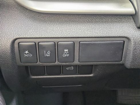 Used 2024 Mitsubishi Eclipse Cross SE image 29