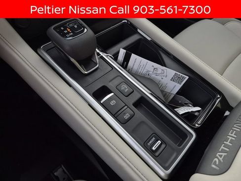 New 2026 Nissan Pathfinder SL w/ SL Premium Package FWD image 25