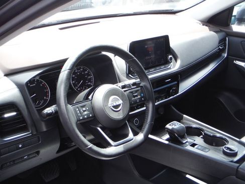 Used 2022 Nissan Rogue SV w/ SV Premium Package AWD/4WD image 14