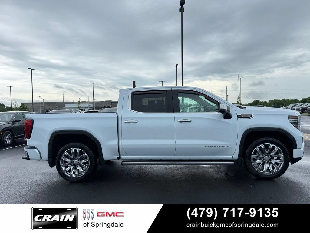Used 2026 GMC Sierra 1500 Denali AWD/4WD image 4