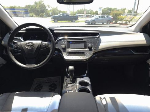 Used 2014 Toyota Avalon XLE Touring FWD image 16