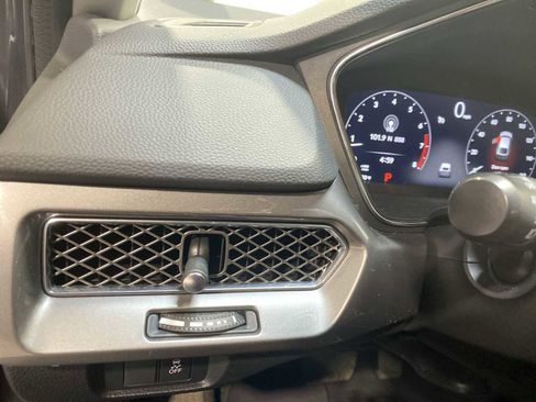 Used 2024 Acura Integra image 24