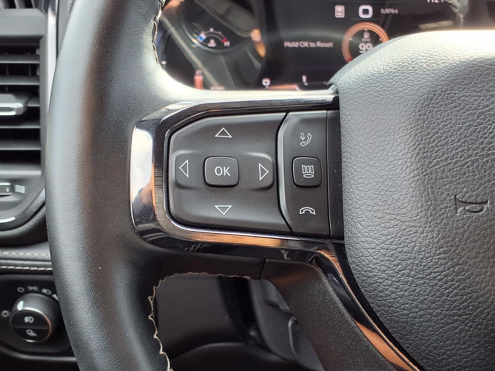 Used 2025 RAM 3500 Limited AWD/4WD image 24