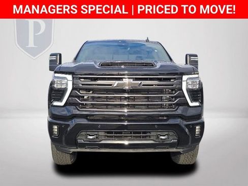 New 2026 Chevrolet Silverado 2500 High Country w/ High Country Premium Package AWD/4WD image 10
