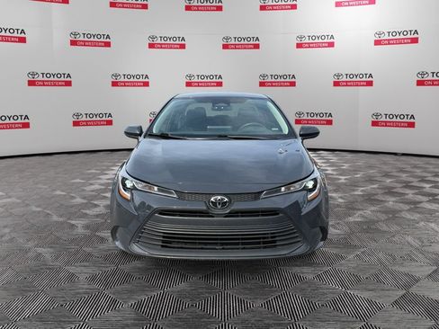 Used 2024 Toyota Corolla LE FWD image 8