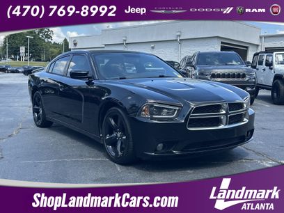 Used 2013 Dodge Charger SXT w/ Blacktop Pkg