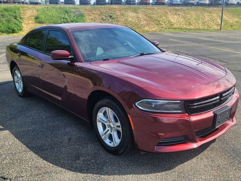 Used 2021 Dodge Charger SXT w/ Leather Interior Group RWD image 16