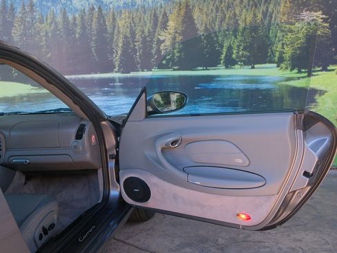 Used 2002 Porsche 911 Carrera image 33