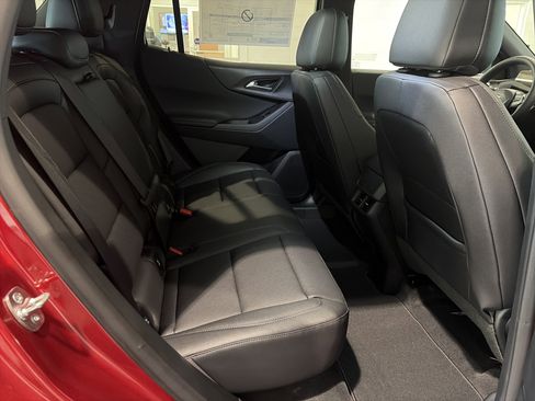 New 2026 Chevrolet Equinox LT image 11