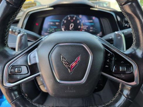 Used 2022 Chevrolet Corvette Stingray Preferred Conv w/ Z51 Performance Package RWD image 19