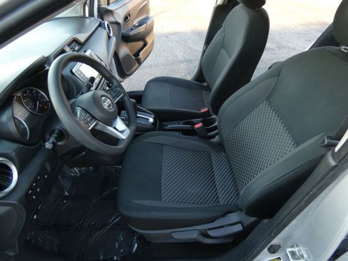 Used 2020 Nissan Versa S image 54