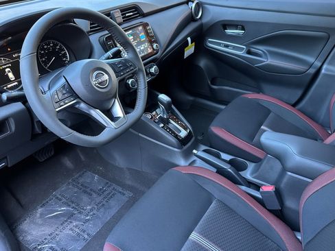 New 2025 Nissan Versa SR w/ Trunk Package image 7