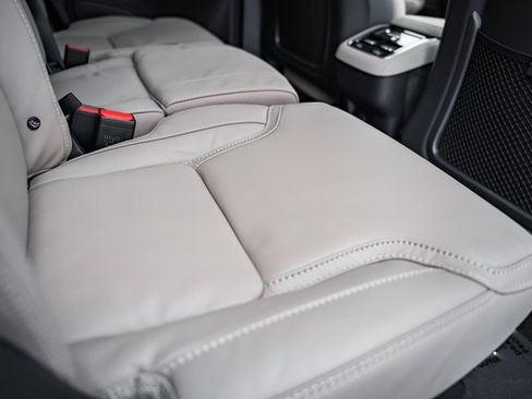 New 2026 Volvo XC90 B6 Ultra image 31