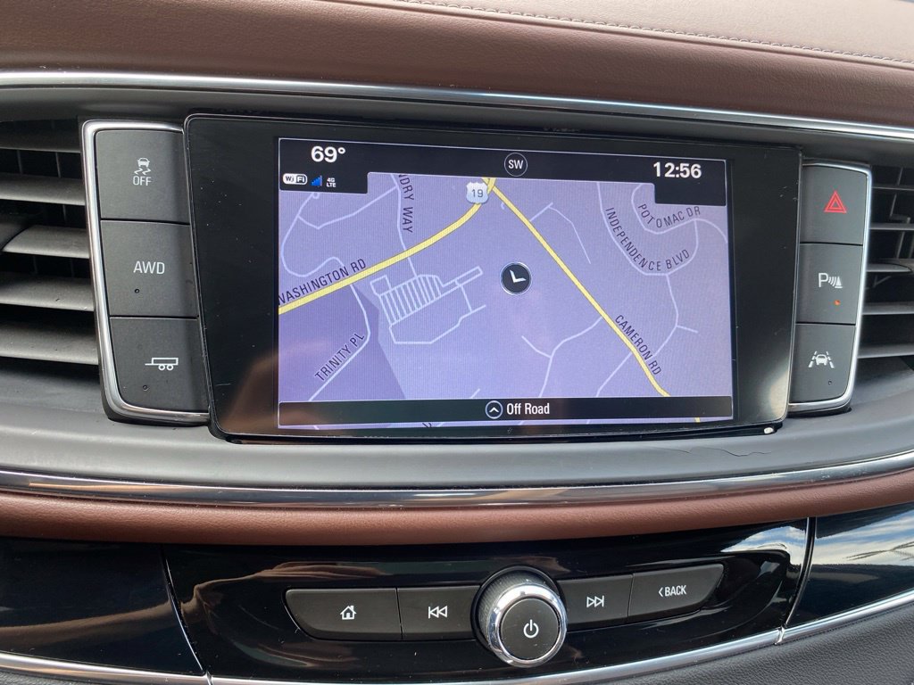 Used 2018 Buick Enclave Avenir w/ Avenir Technology Package AWD/4WD image 20