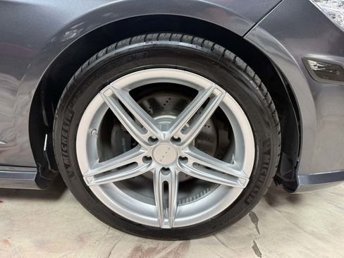 Used 2011 Mercedes-Benz E 350 4MATIC Sedan image 28