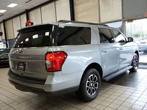 Used 2022 Ford Expedition Max XLT AWD/4WD image 16