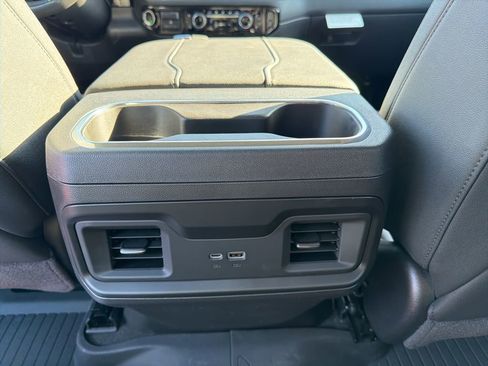 New 2026 Chevrolet Silverado 1500 LT Trail Boss w/ Convenience Package II AWD/4WD image 17