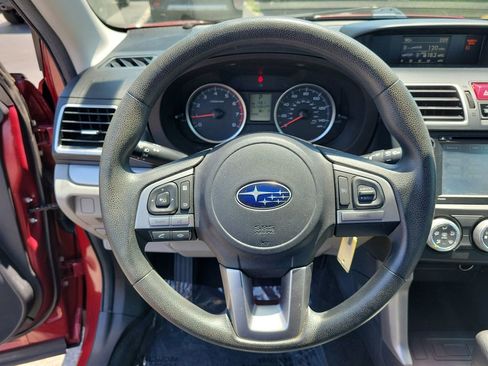 Used 2017 Subaru Forester 2.5i w/ Alloy Wheel Package AWD/4WD image 25