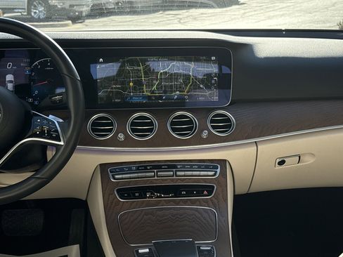 Used 2023 Mercedes-Benz E 350 4MATIC Sedan image 30