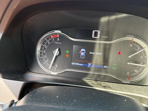 Used 2023 Honda Ridgeline Black Edition image 9