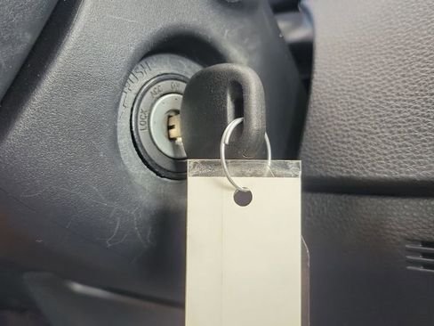 Used 2024 Toyota Corolla LE image 27