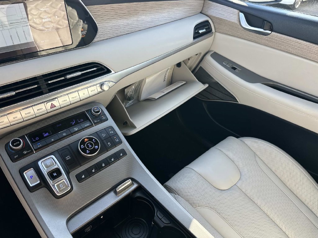 Used 2022 Hyundai Palisade Limited AWD/4WD image 34