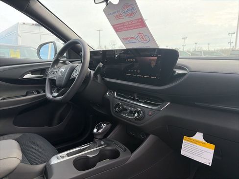 New 2026 Buick Envista Preferred image 4