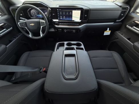 New 2026 Chevrolet Silverado 1500 LT AWD/4WD image 9