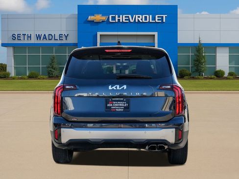 Used 2025 Kia Telluride S FWD image 6