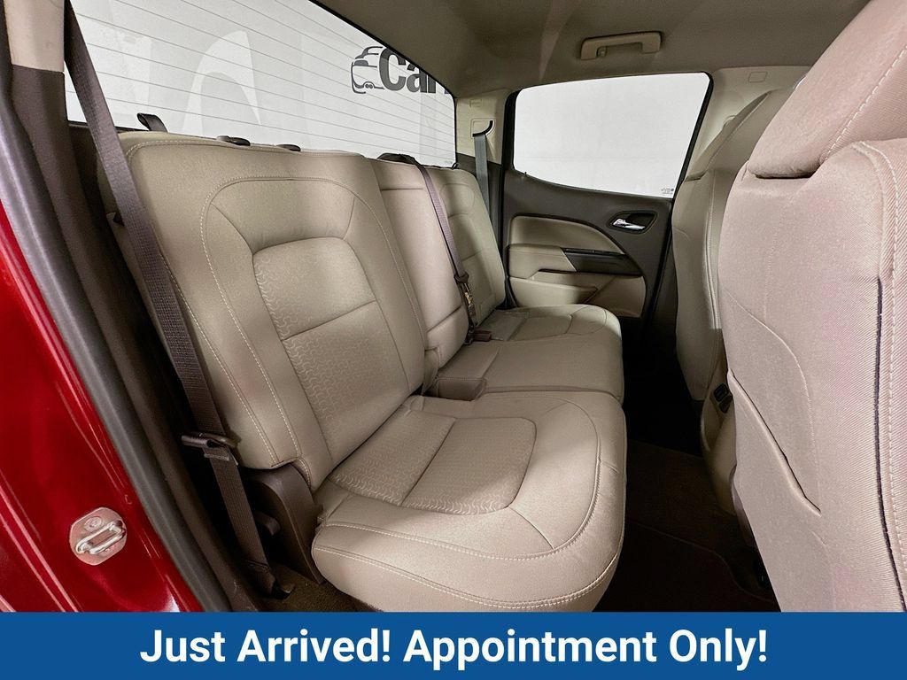 Used 2016 GMC Canyon SLE RWD image 28
