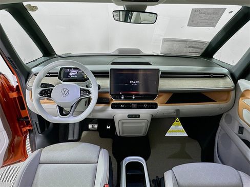 New 2025 Volkswagen ID. Buzz 1st Edition image 3