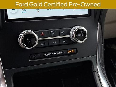 Certified 2024 Ford Edge Titanium w/ Equipment Group 301A AWD/4WD image 18