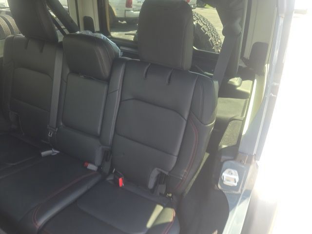 Used 2026 Jeep Wrangler Unlimited Rubicon 392 w/ Quick Order Package 27X Moab AWD/4WD image 18