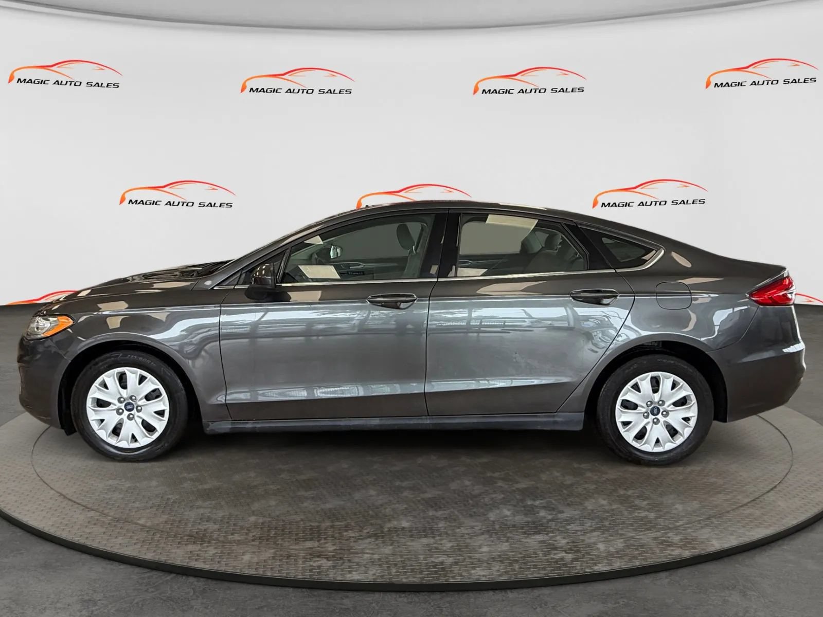 Used 2020 Ford Fusion S FWD image 7