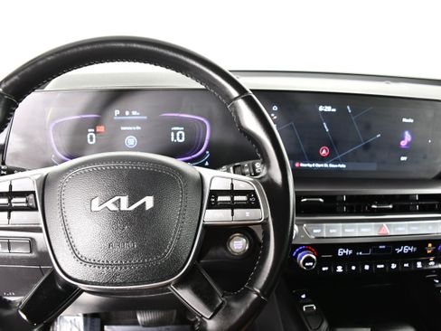 Used 2023 Kia Telluride S w/ S Sunroof Package AWD/4WD image 16