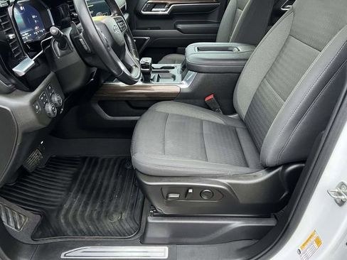 Used 2022 Chevrolet Silverado 1500 RST w/ Convenience Package II AWD/4WD image 23