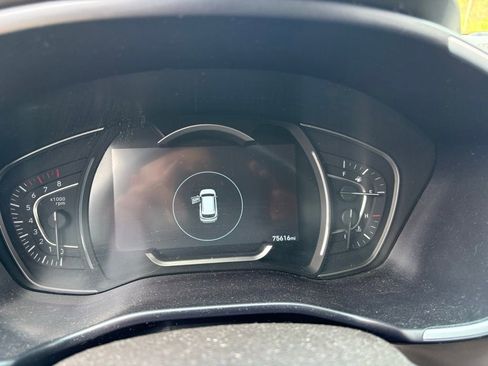 Used 2019 Hyundai Santa Fe Limited AWD/4WD image 8