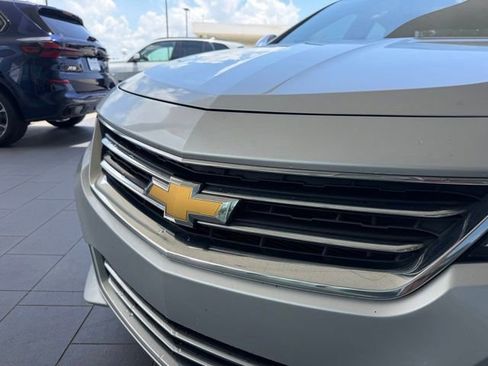Used 2018 Chevrolet Impala Premier FWD image 2