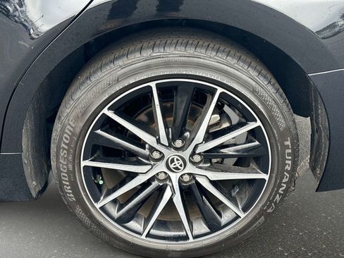 Used 2024 Toyota Camry SE image 21