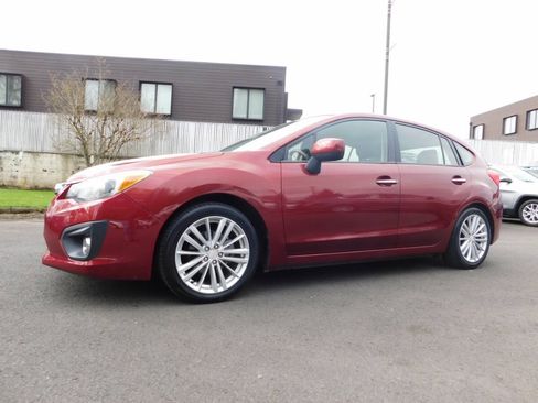 Used 2013 Subaru Impreza 2.0i Limited w/ Popular Pkg 1 AWD/4WD image 4