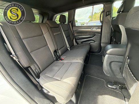 Used 2019 Jeep Grand Cherokee Laredo AWD/4WD image 19