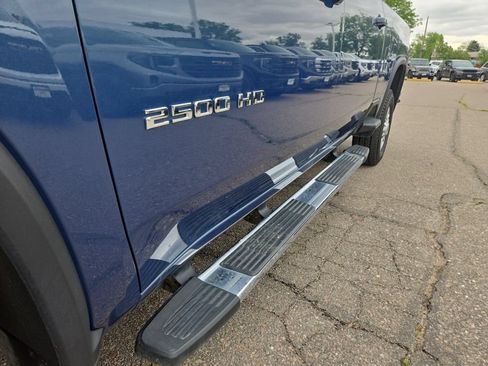 Used 2025 Chevrolet Silverado 2500 LT AWD/4WD image 20