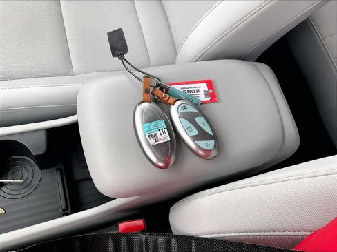 Used 2024 Hyundai Kona SEL image 29