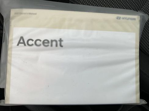 Used 2021 Hyundai Accent SE image 44