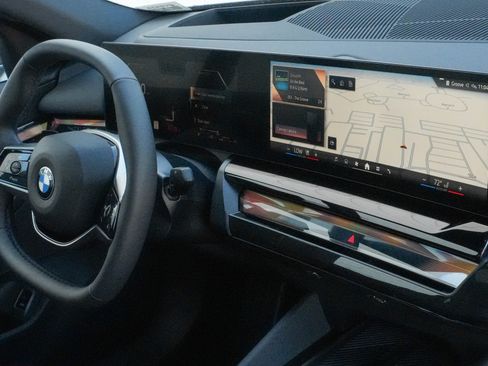 Used 2026 BMW 540i xDrive 540i xDrive image 11