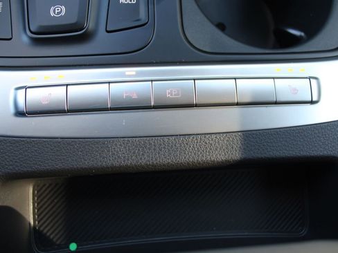 New 2026 Kia Carnival FWD image 40