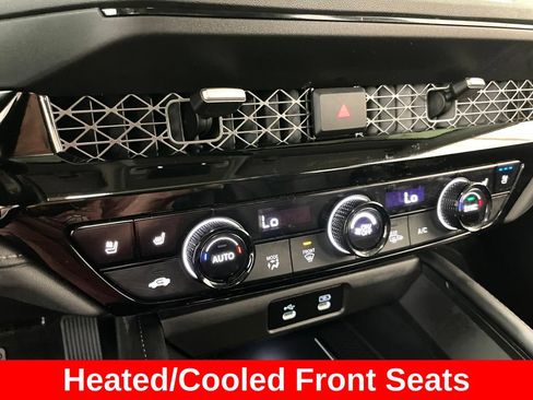 Used 2024 Honda Accord Touring image 10